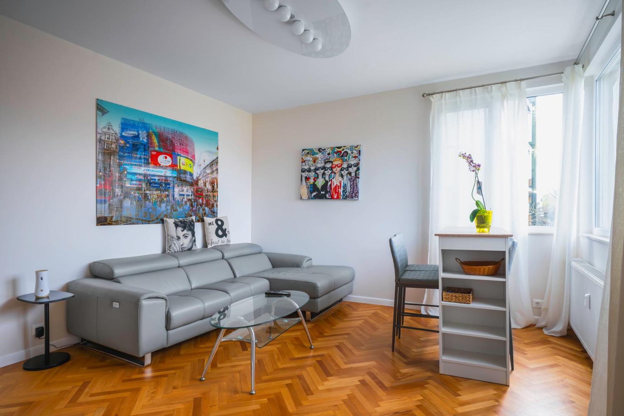 New With The Best View - 2Bd Bright Flat Near Ndk София Екстериор снимка